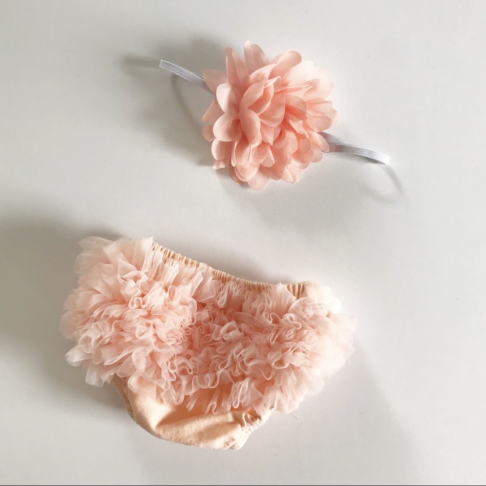 Newborn Bloomers & Hair Bow